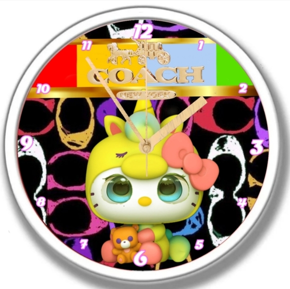Hello kitty coach clock - Picture 2 of 3